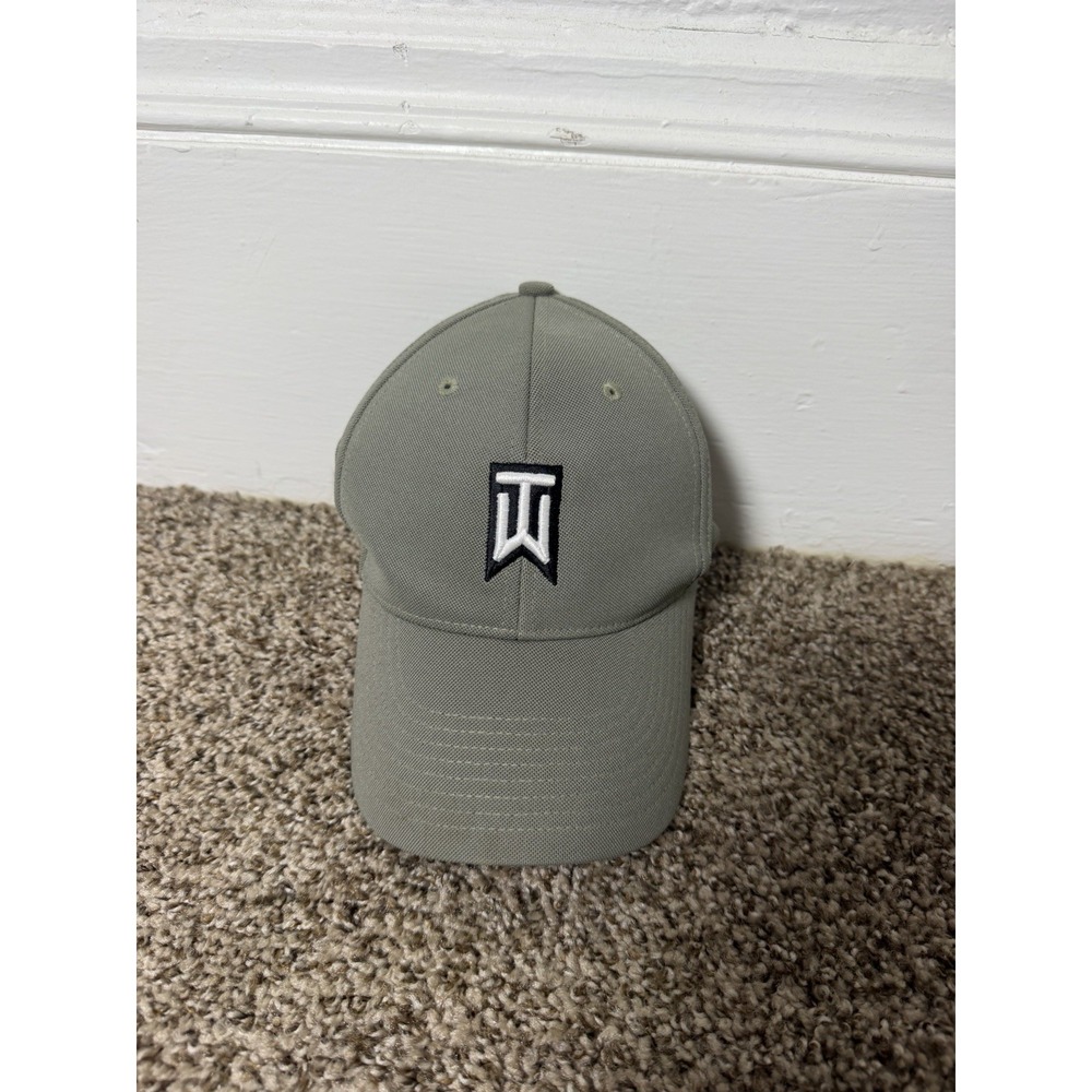 Nike One Tiger Woods Collection VR Hat Cap Mens M/L Fitted Gray